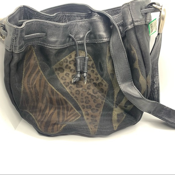 Bucket style bag with hrsrr - Picture 11 of 13